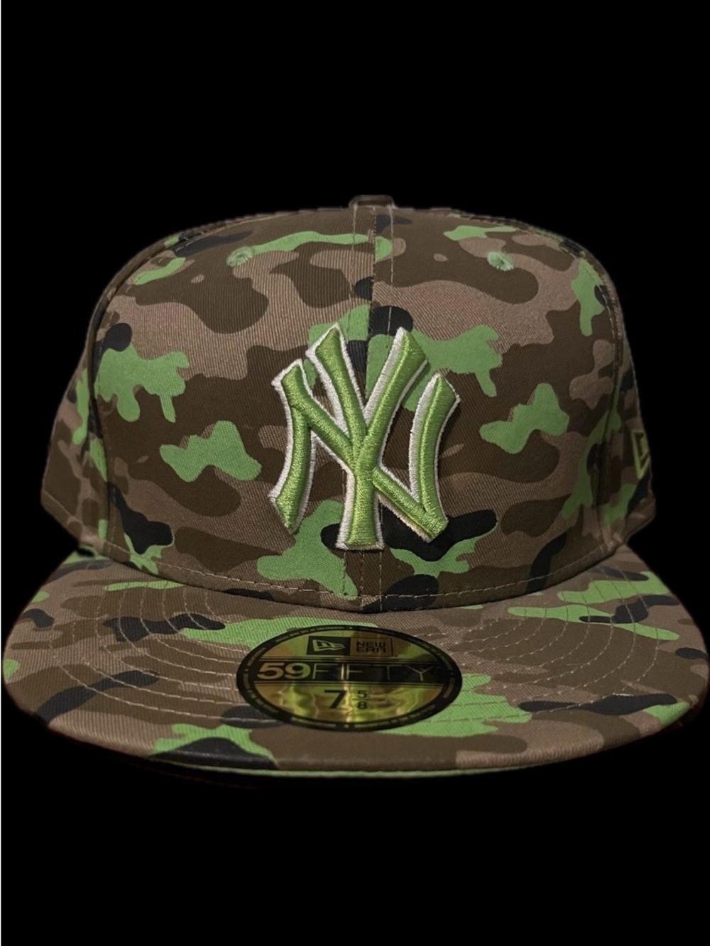New Era 59Fifty New York Yankees Lime Green Camouflage Fitted Hat 7 5/8
